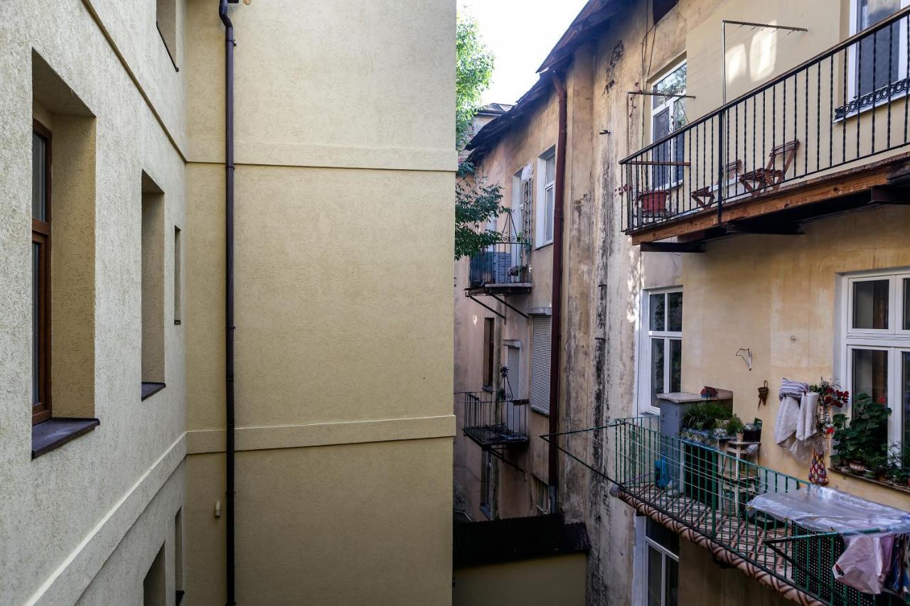 Ostriv Hostel 리비프 외부 사진